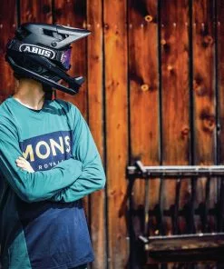 Abus AirDrop MIPS -Günstiges Kleidung Geschäft az Abus AirDrop MIPS 7 velvetblack 228426