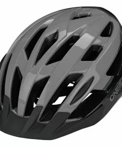 O'Neal Outcast Helm Schwarz/grau